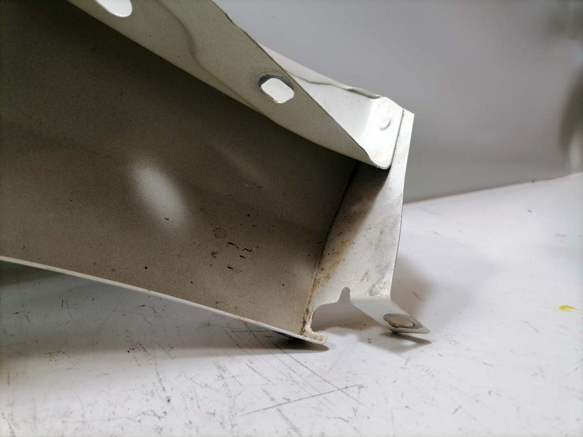 Porsche Macan original Kotfl&uuml;gel vorn rechts Unterteil Bj.2015